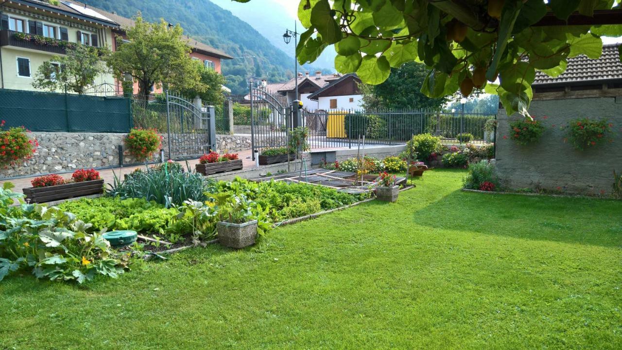 הוילה מצולאגו Casa Luca E Cristina מראה חיצוני תמונה